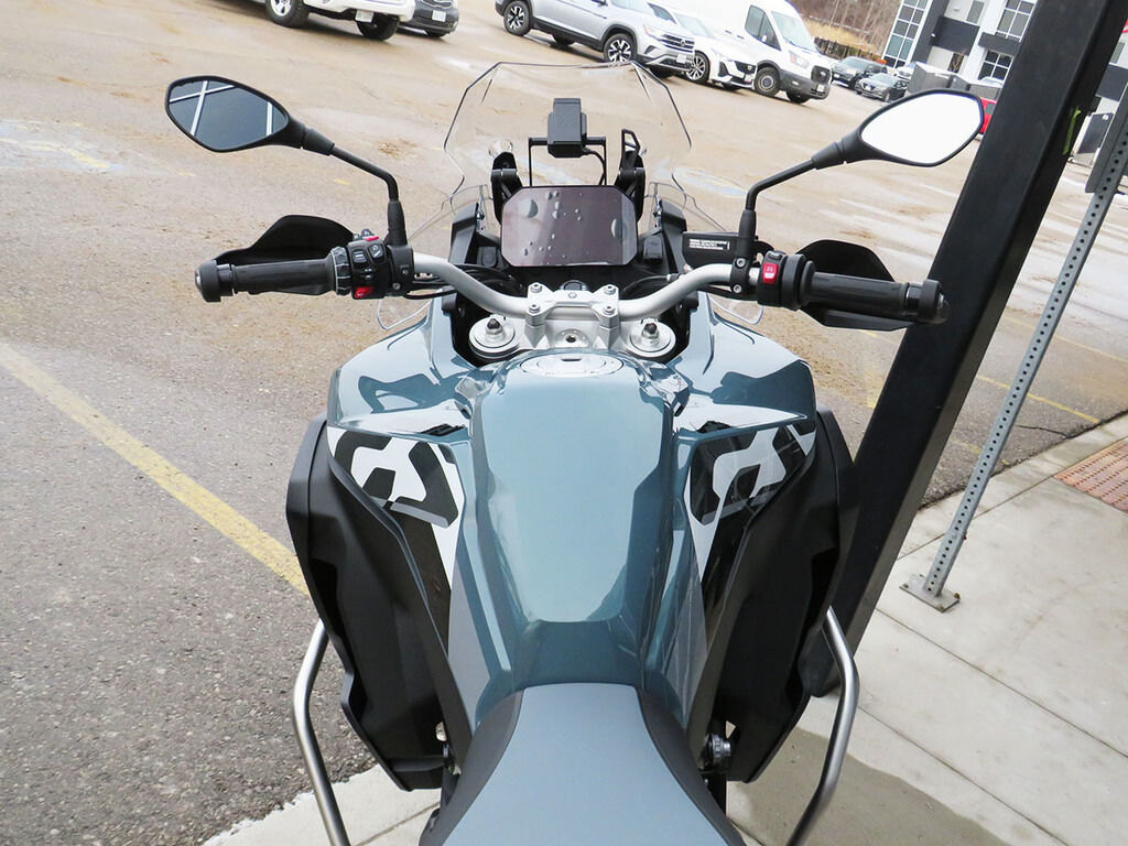 2026 BMW F 900 GS Adventure Ride Pro