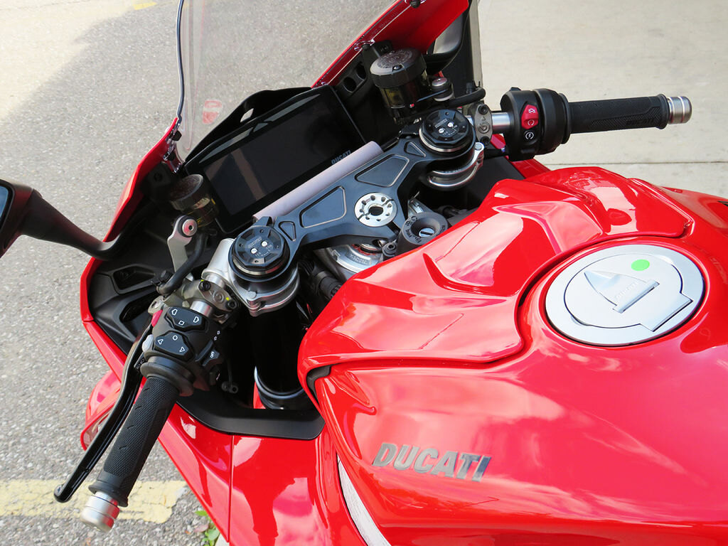 2026 Ducati Panigale V4 Red