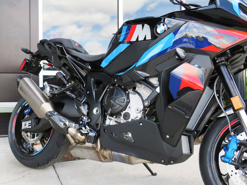 2026 BMW M 1000 XR Blackstorm metallic/M Motorsport