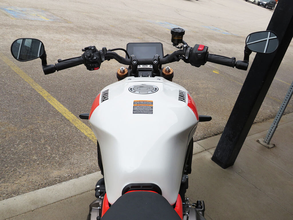 2026 Yamaha XSR900