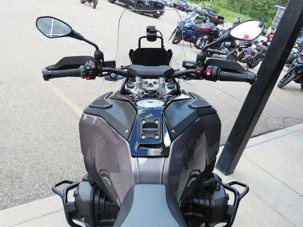 2026 BMW R 1300 GS Adventure Triple Black