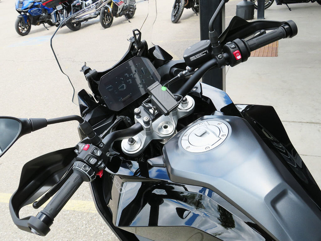 2026 BMW F 900 XR Triple Black