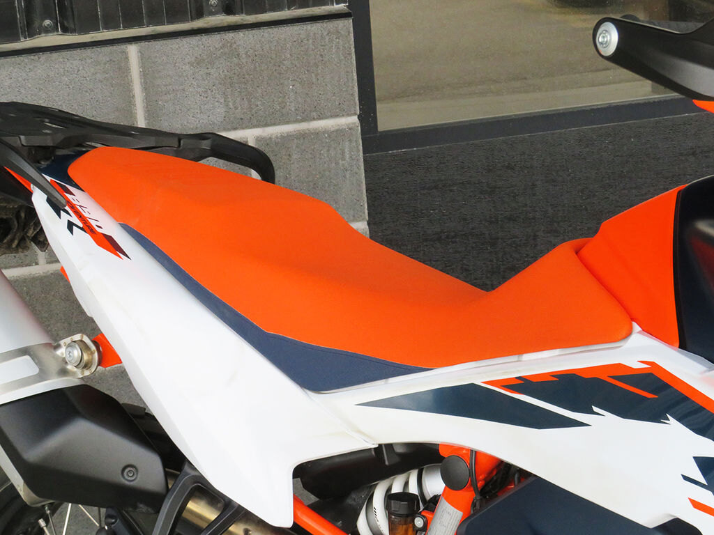 2025 KTM 890 Adventure R
