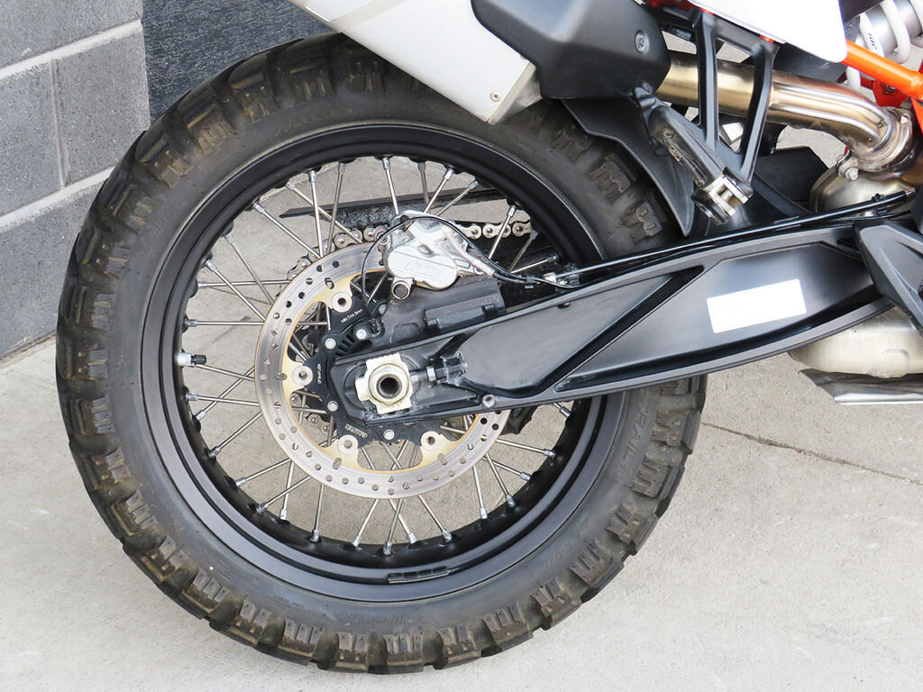 2025 KTM 890 Adventure R