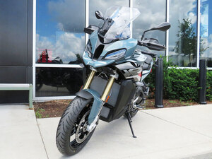 2026 BMW S 1000 XR Sage Green Metallic