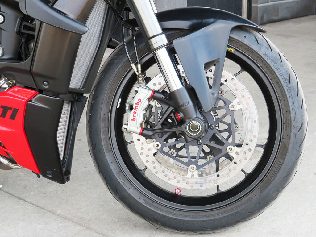 2023 Ducati Streetfighter V4 Ducati Red
