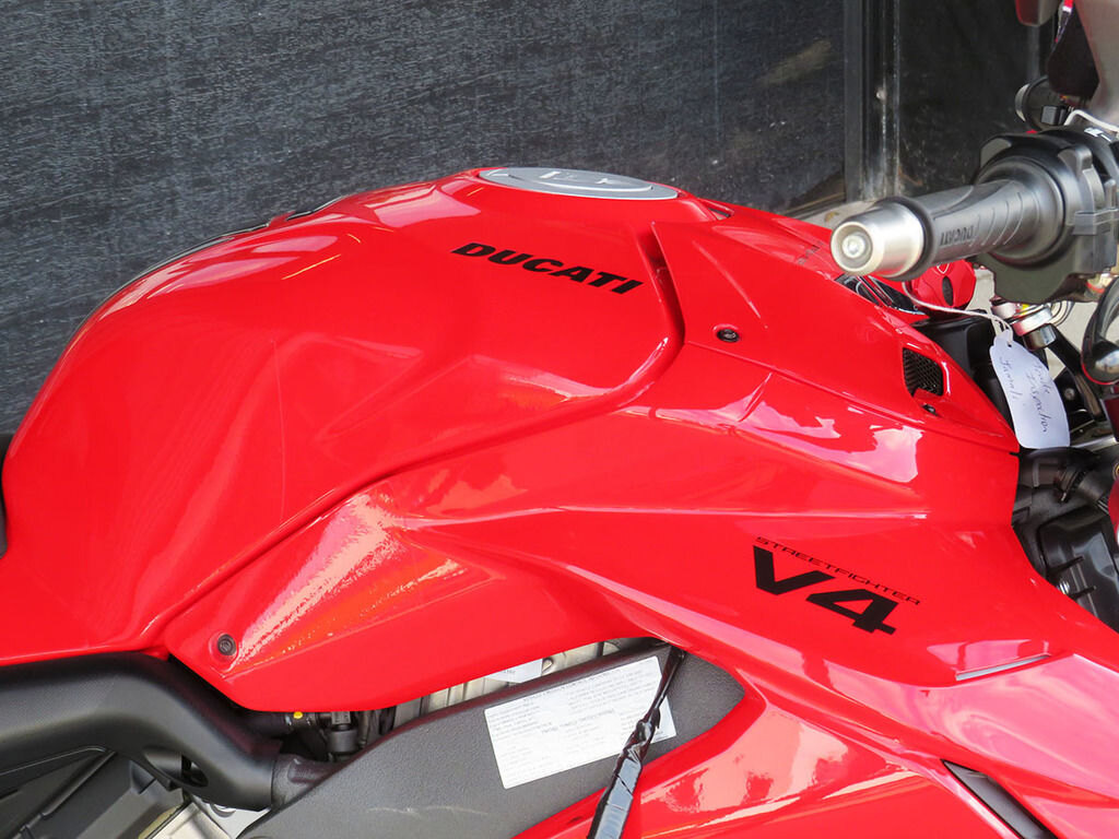 2023 Ducati Streetfighter V4 Ducati Red