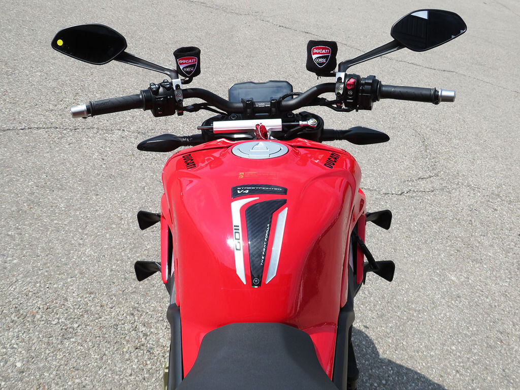 2023 Ducati Streetfighter V4 Ducati Red