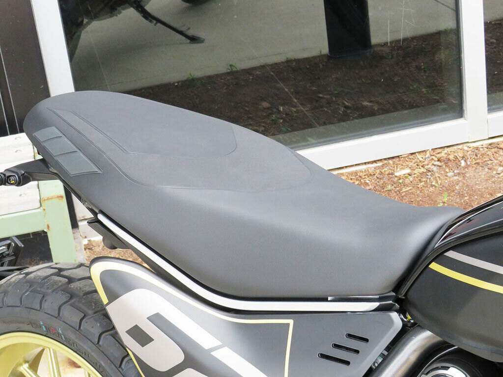 2026 Ducati Scrambler Full Throttle Thrilling Black