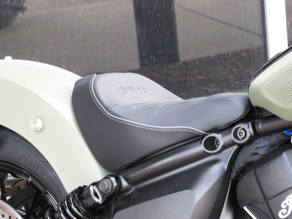 2026 Indian Motorcycle Scout Bobber Limited Tech Moss Green Smoke