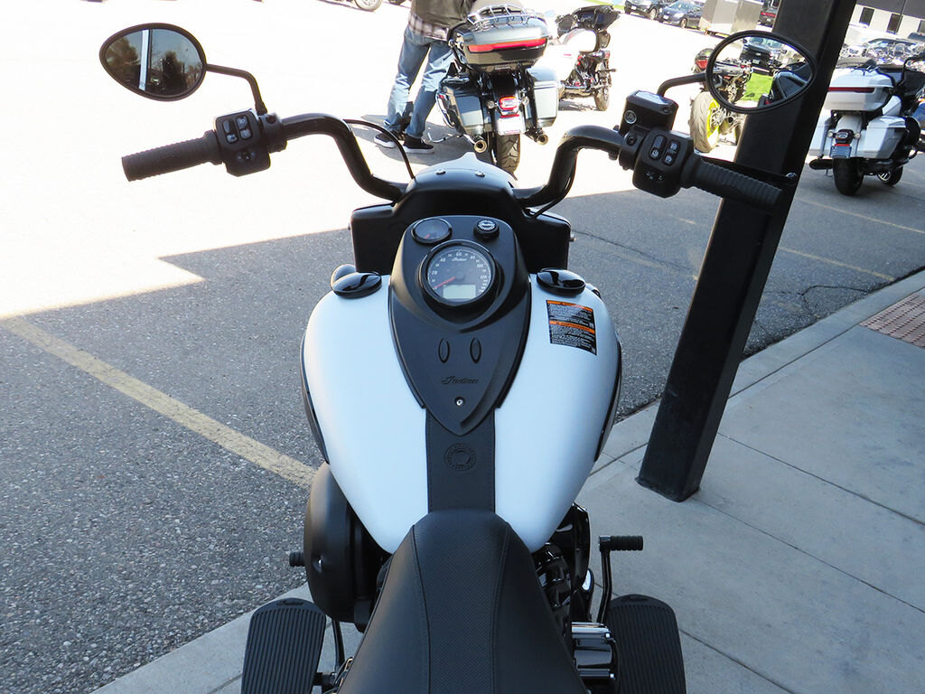 2026 Indian Motorcycle Springfield Dark Horse Ghost White Metallic Smoke
