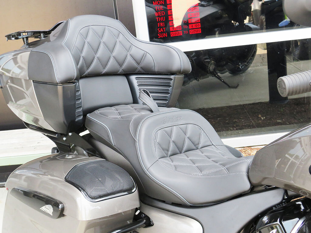 2026 Indian Motorcycle Roadmaster PowerPlus Dark Horse 112 w/PowerBand Heavy Metal
