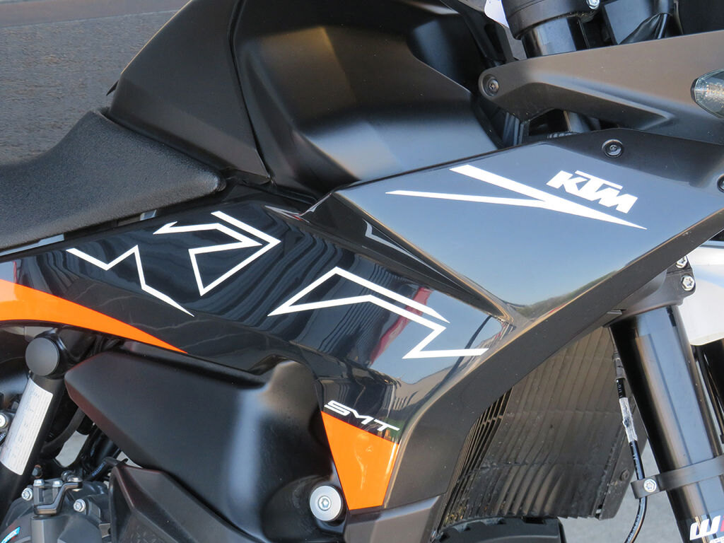 2024 KTM 890 SMT