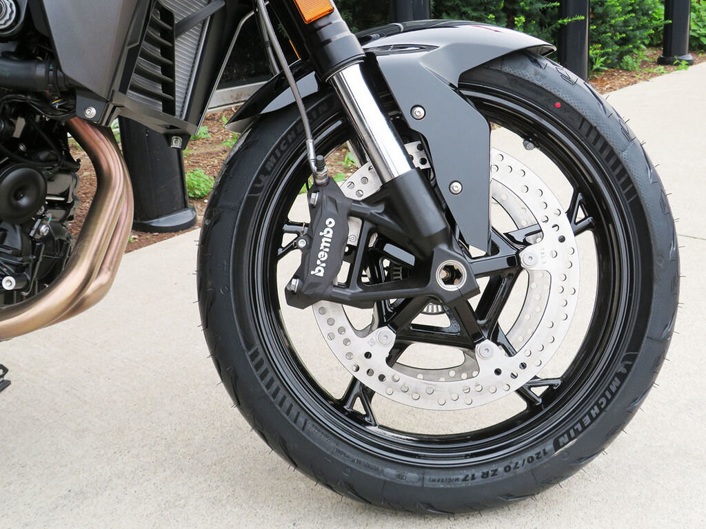2026 BMW F 900 R Triple Black