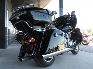 2019 Indian Motorcycle Roadmaster Thunder Black