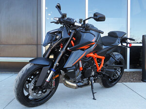 2026 KTM 1390 Super Duke R EVO