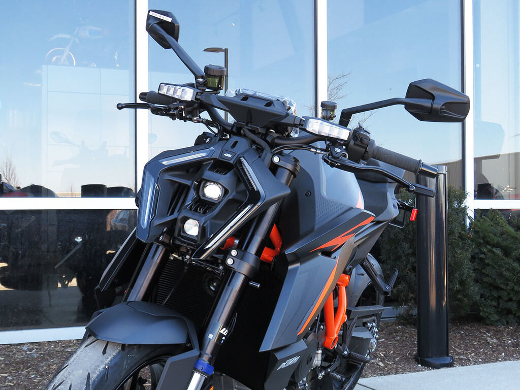 2026 KTM 1390 Super Duke R EVO