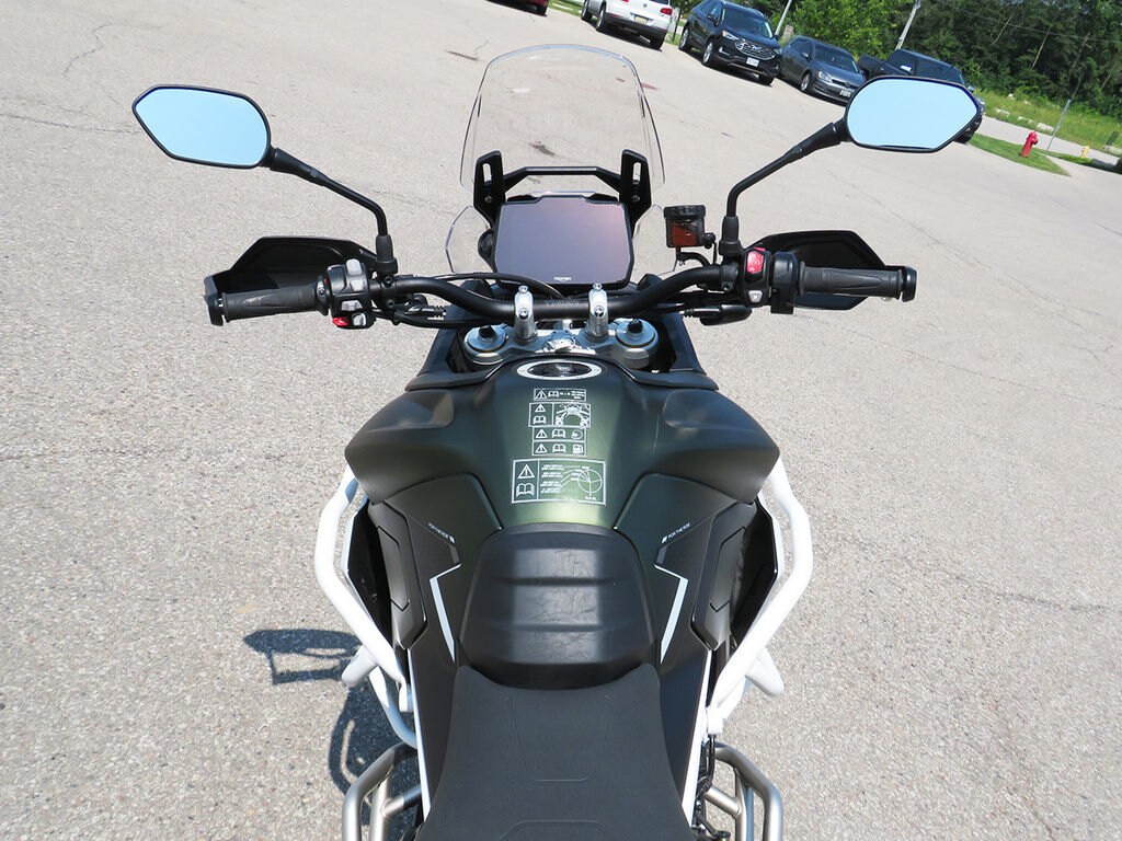 2024 Triumph Tiger 900 Rally Pro Matt Khaki Green / Matt Phantom Black