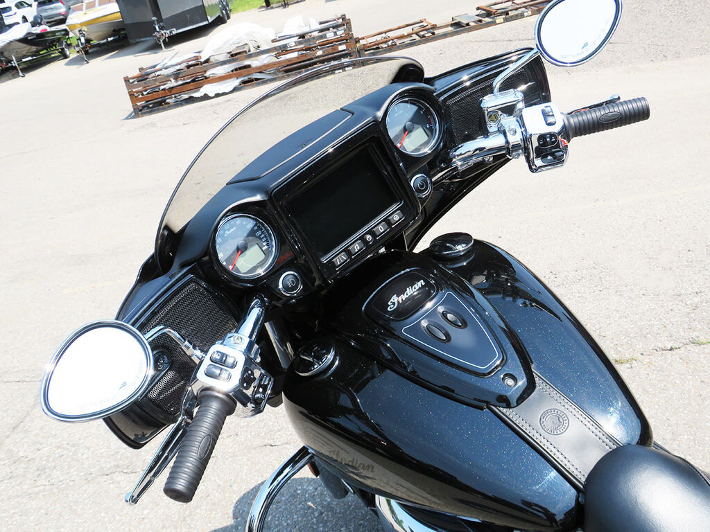 2018 Indian Motorcycle Chieftain Limited ABS Thunder Black