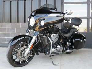2018 Indian Motorcycle Chieftain Limited ABS Thunder Black
