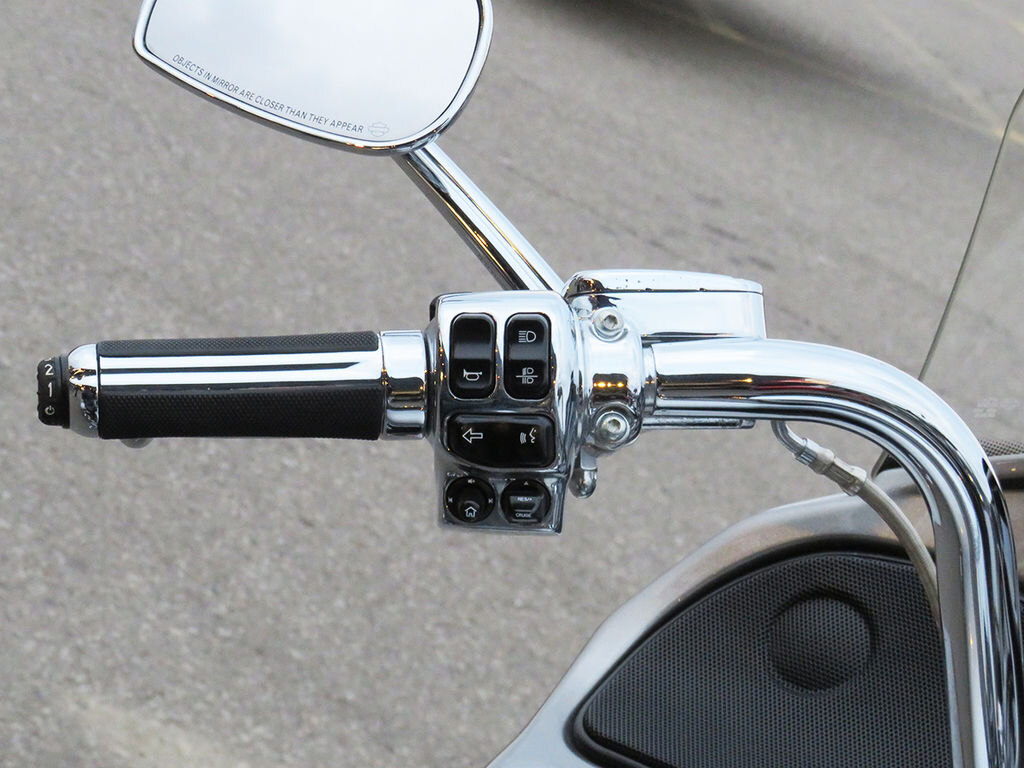 2016 Harley Davidson FLTRUSE CVO Road Glide Ultra