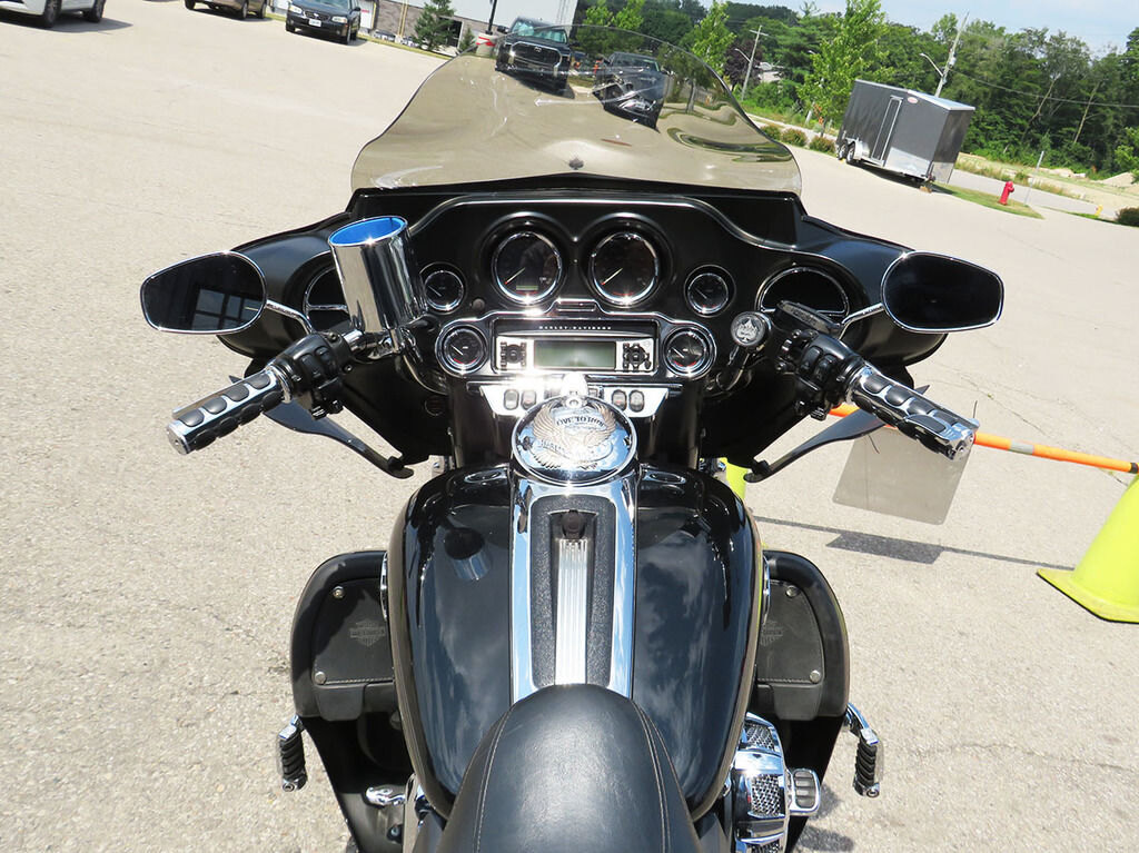 2009 Harley Davidson FLHTCU Ultra Classic Electra Glide