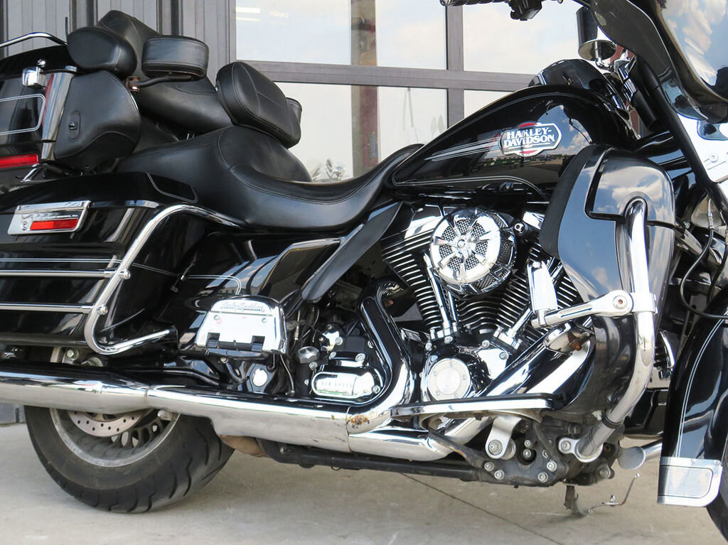 2009 Harley Davidson FLHTCU Ultra Classic Electra Glide