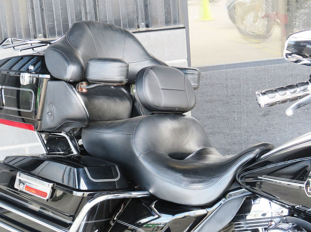 2009 Harley Davidson FLHTCU Ultra Classic Electra Glide