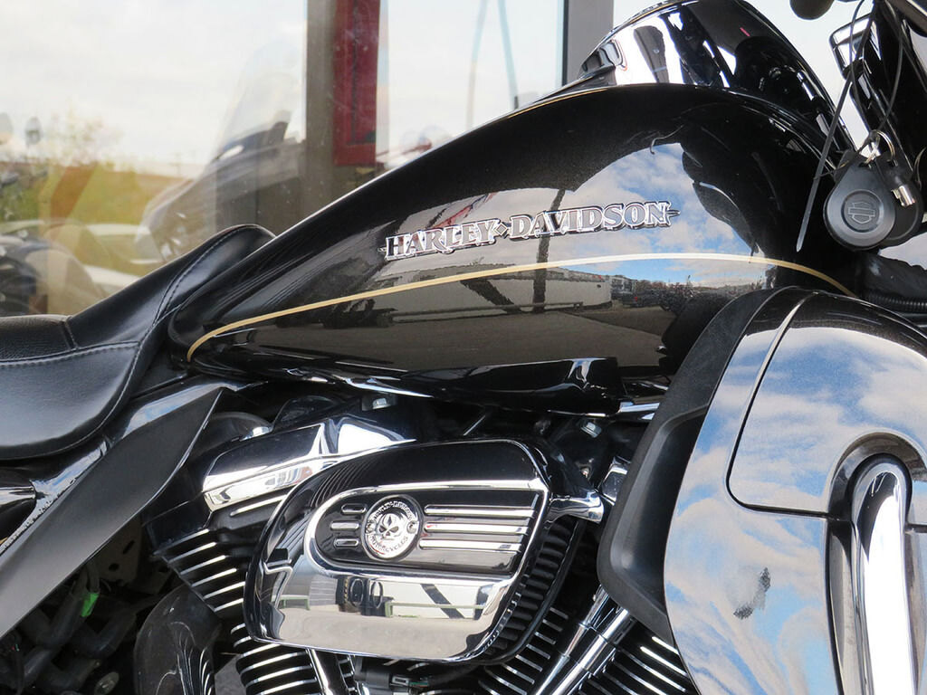 2017 Harley Davidson FLHTK Ultra Limited