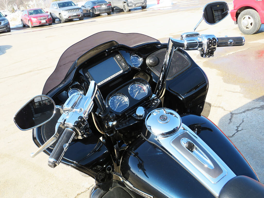 2015 Harley Davidson FLTRUSE CVO Road Glide Ultra