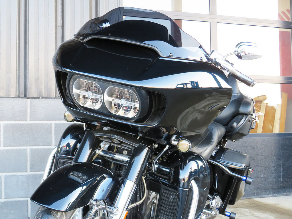 2015 Harley Davidson FLTRUSE CVO Road Glide Ultra
