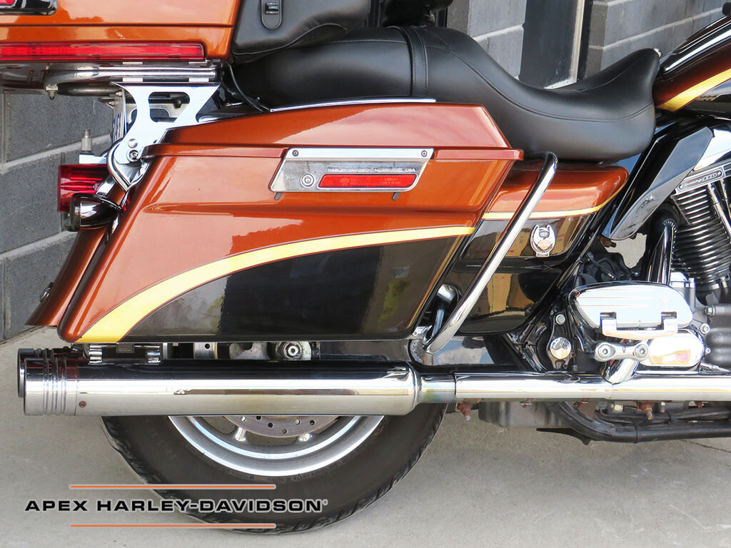 2008 Harley Davidson FLHTCUSE3 CVO Screamin' Eagle Ultra Classic