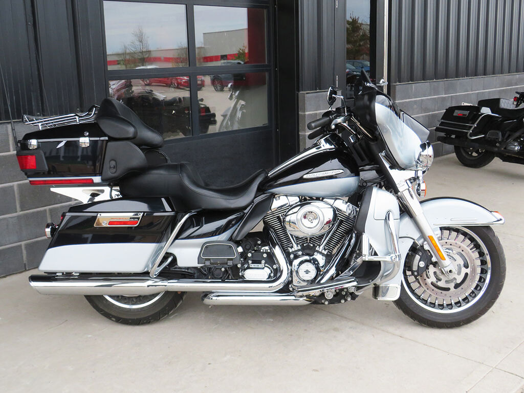 2012 Harley Davidson FLHTK Electra Glide Ultra Limited