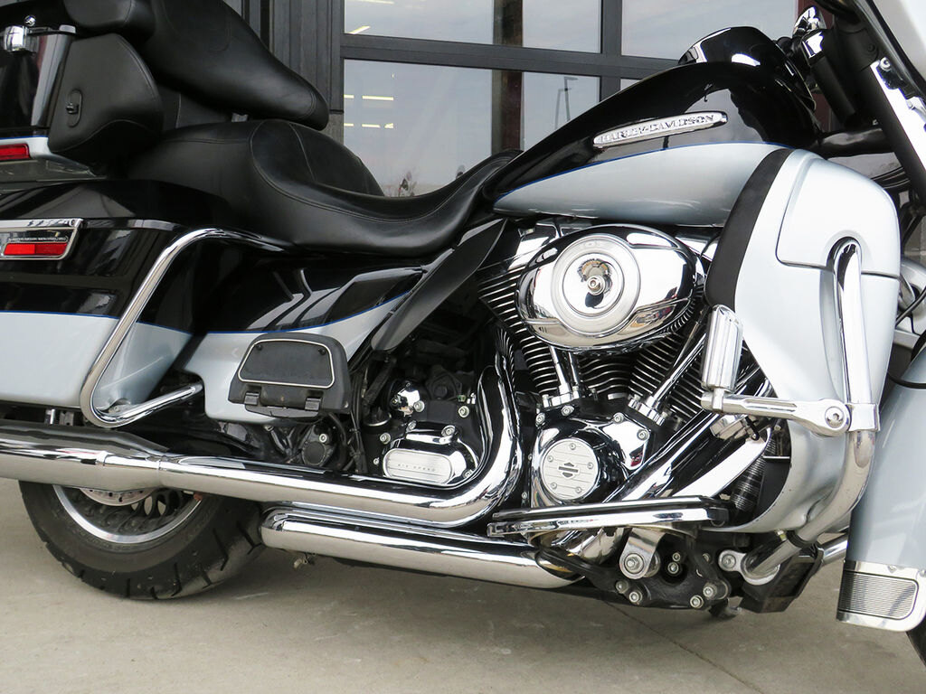 2012 Harley Davidson FLHTK Electra Glide Ultra Limited