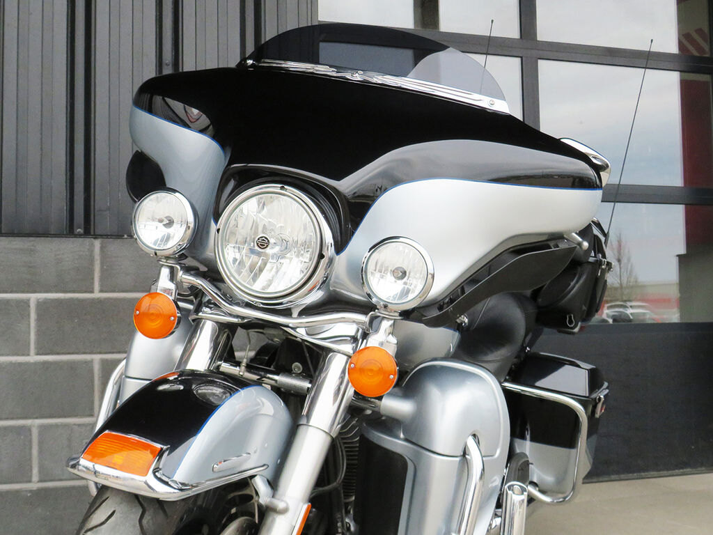 2012 Harley Davidson FLHTK Electra Glide Ultra Limited
