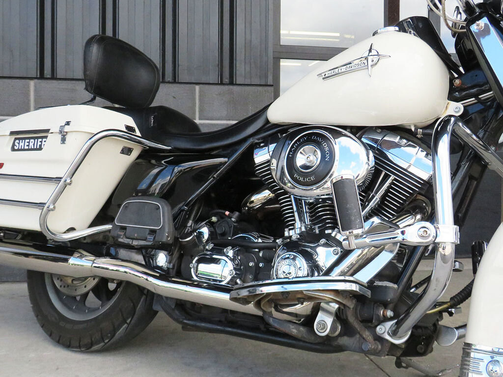 2005 Harley Davidson FLHPI Road King Police EFI