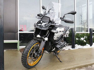 2026 BMW R 1300 GS Adventure Triple Black