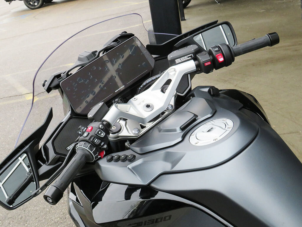 2026 BMW R 1300 RT Triple Black