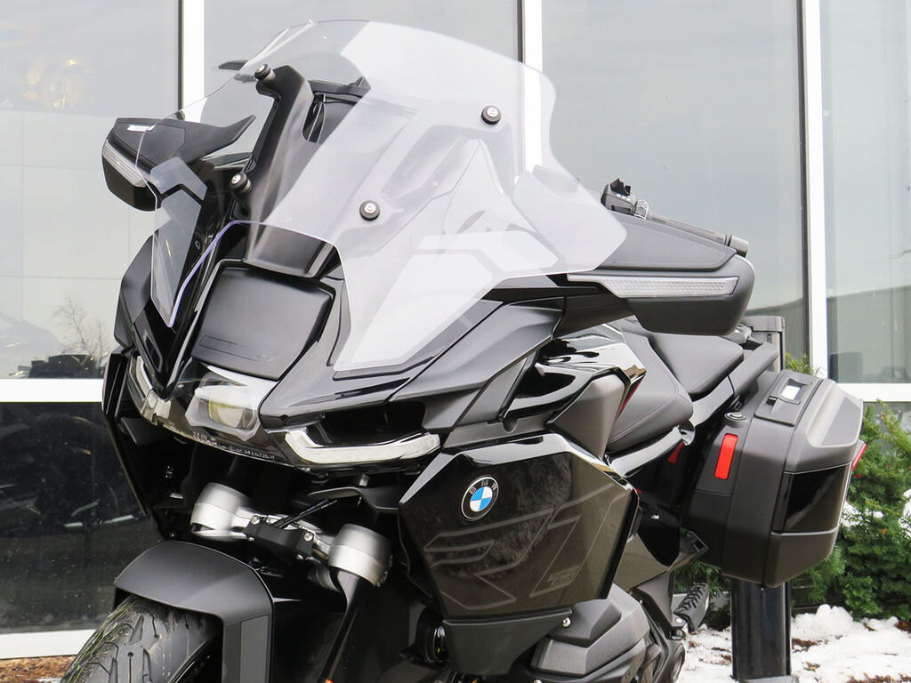 2026 BMW R 1300 RT Triple Black