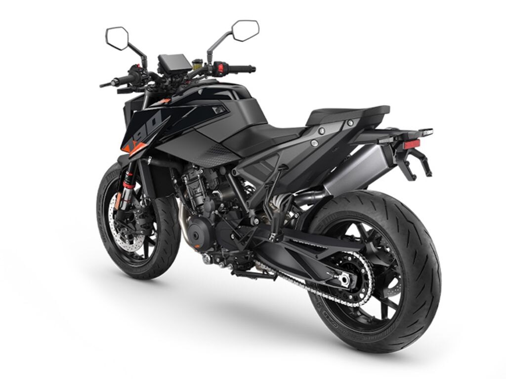 2027 KTM 790 Duke