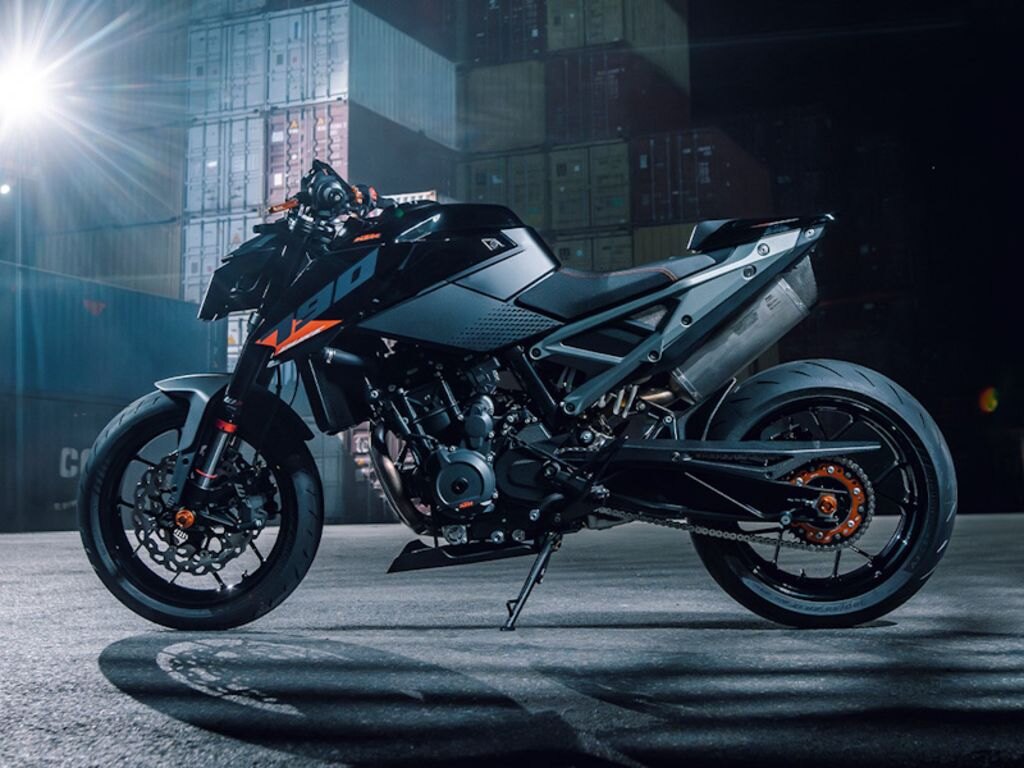 2027 KTM 790 Duke