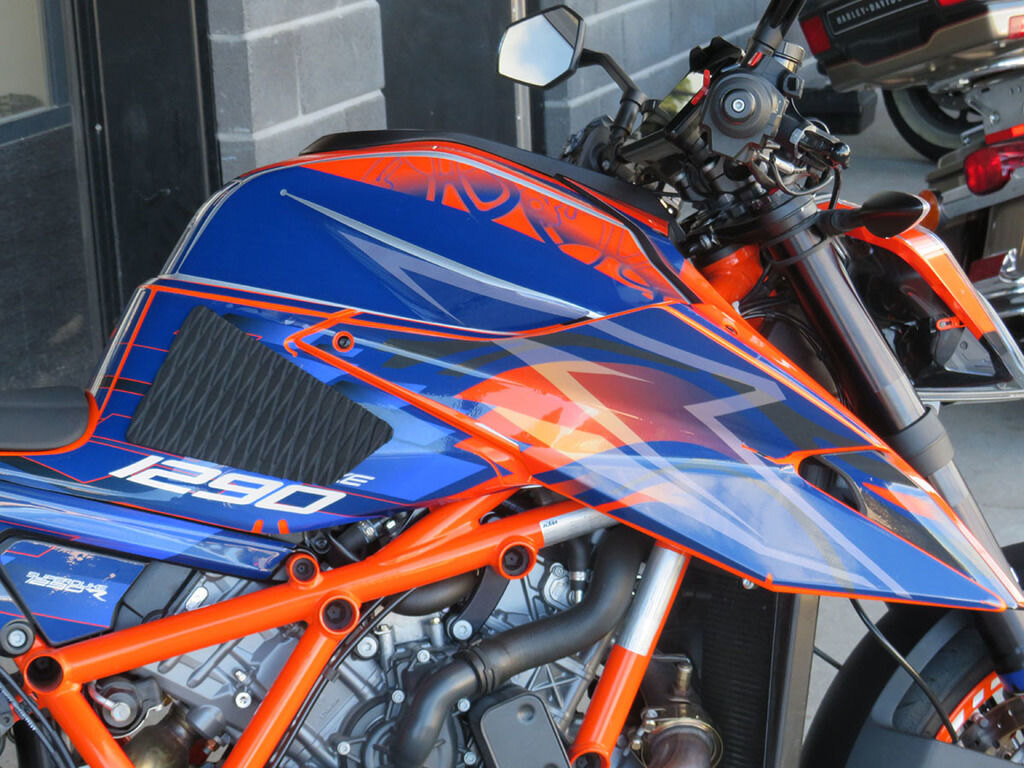 2022 KTM 1290 Super Duke R EVO