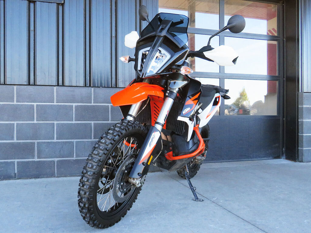 2022 KTM 890 Adventure R