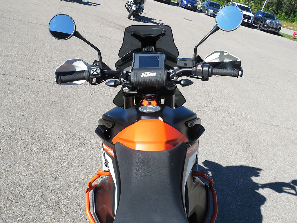 2022 KTM 890 Adventure R