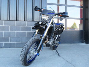 2020 Suzuki DR Z400SM