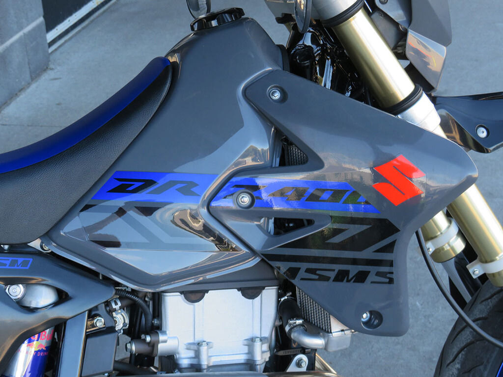 2020 Suzuki DR Z400SM