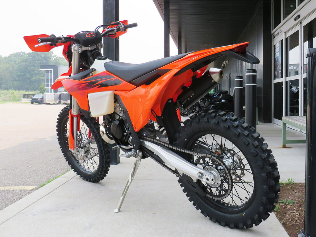 2027 KTM 150 XC W