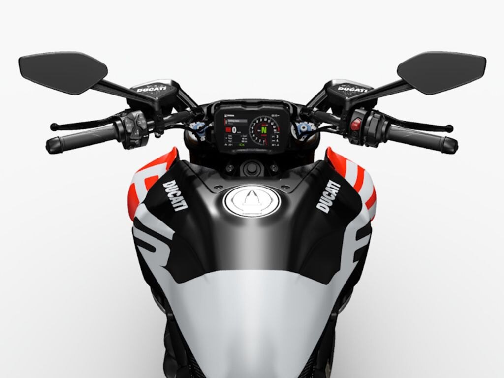 2027 Ducati Diavel V4 RS