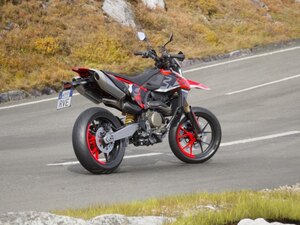 2027 Ducati Hypermotard 698 Mono RVE Graffiti Livery