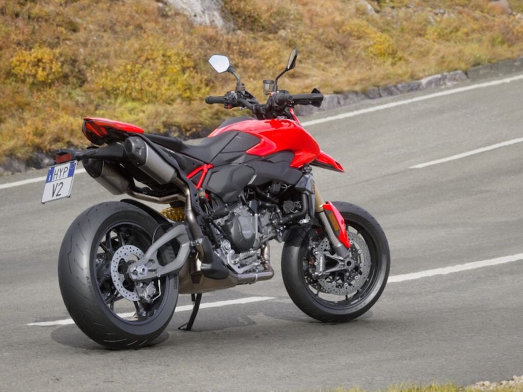 2027 Ducati Hypermotard V2